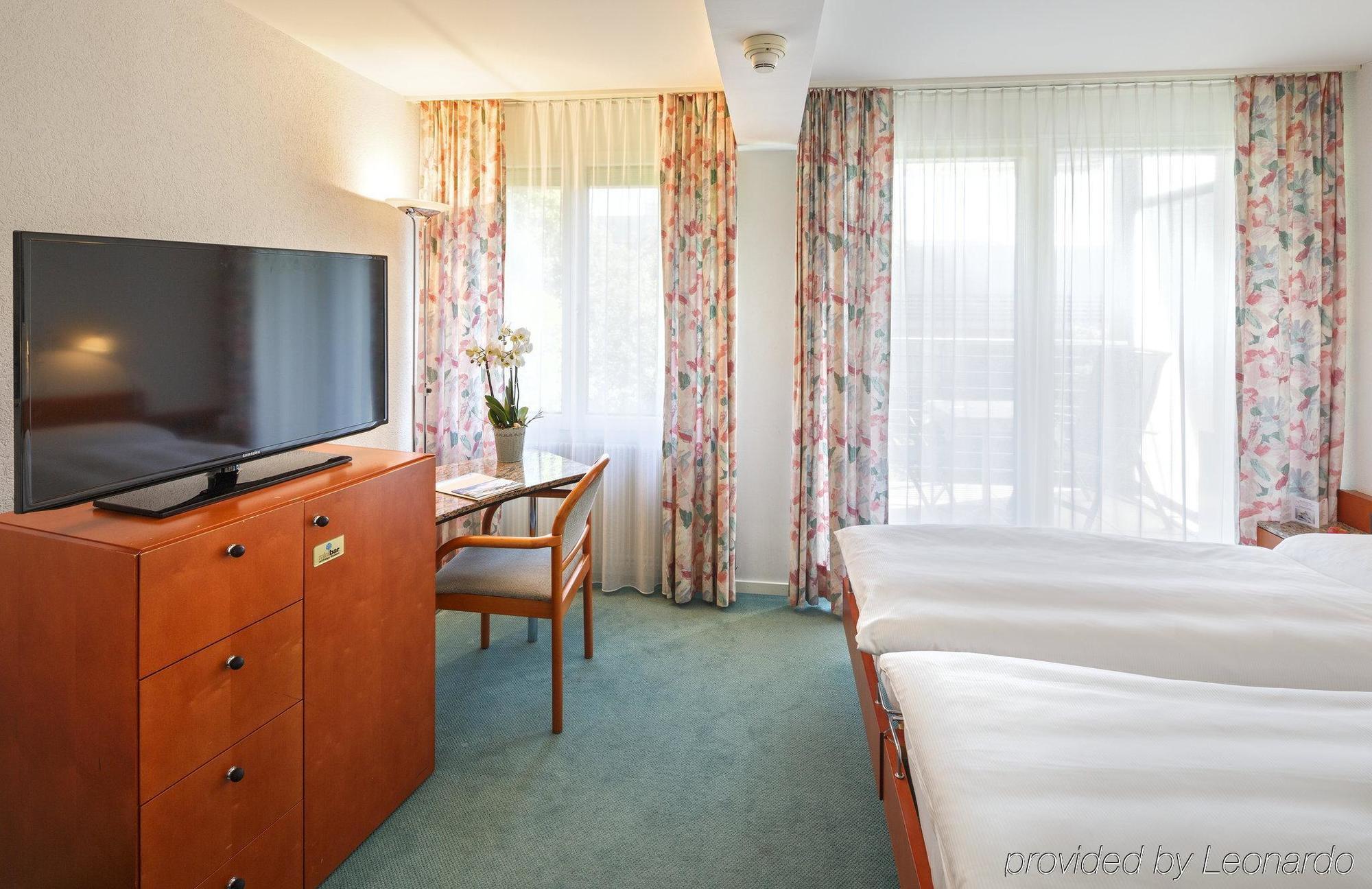 Wellness Hotel Tenedo - Thermalquellen Resort Bad Bad Zurzach Exterior foto