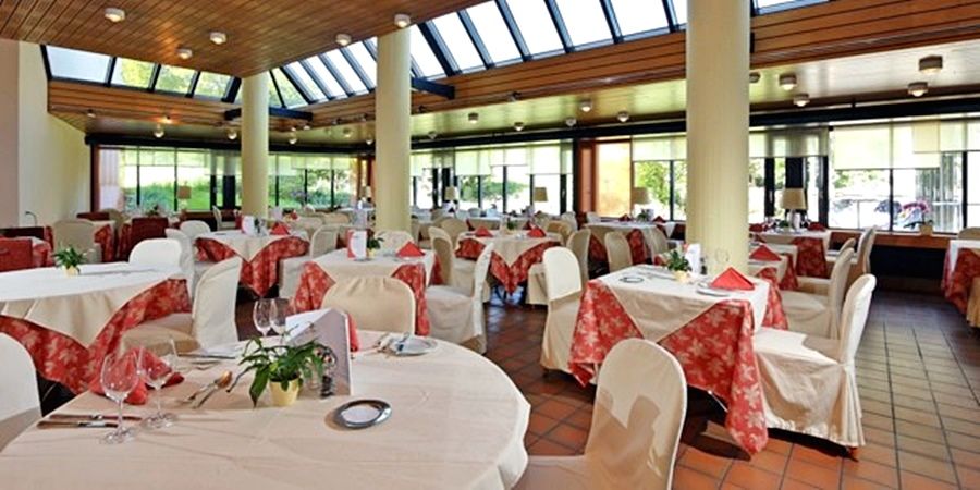 Wellness Hotel Tenedo - Thermalquellen Resort Bad Bad Zurzach Exterior foto