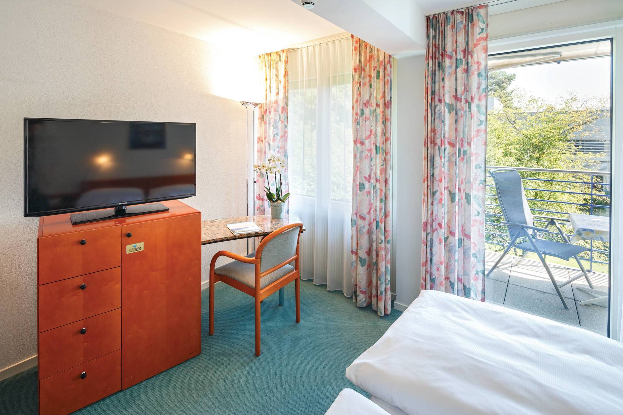 Wellness Hotel Tenedo - Thermalquellen Resort Bad Bad Zurzach Exterior foto